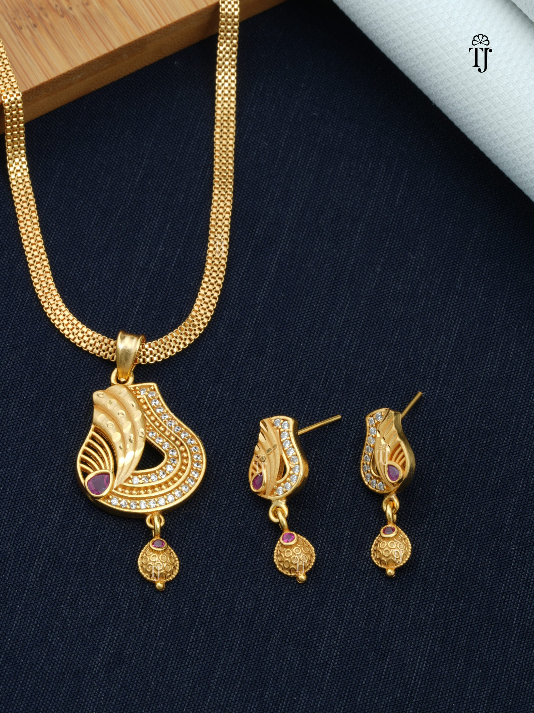 1 Gram Gold Pendant for Ladies | Stylish Gold-Plated Pendant