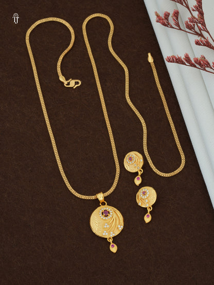 1 Gram Gold Plated Jewellery Set for Women | Gorgeous Pendant & Earrings Set (1 Set)