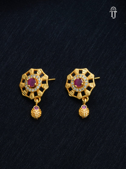 Artificial Gold Pendant Set for Women | Alluring Pendant and Earrings Set