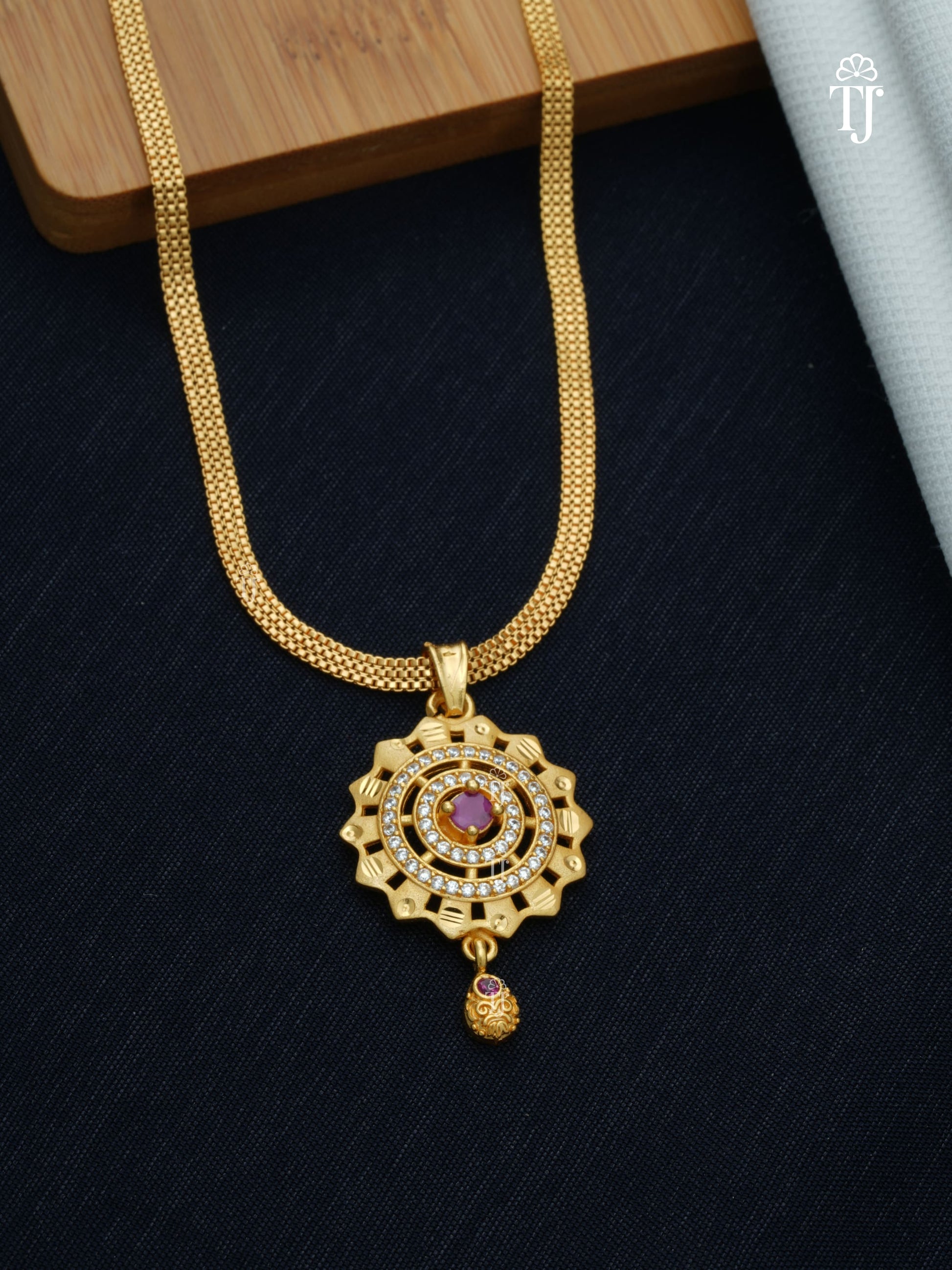 Artificial Gold Pendant Set for Women | Alluring Pendant and Earrings Set