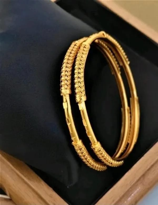 Beautiful Designer Bangles With Forming Gold Plated pack of 2 Piece (1 pair)