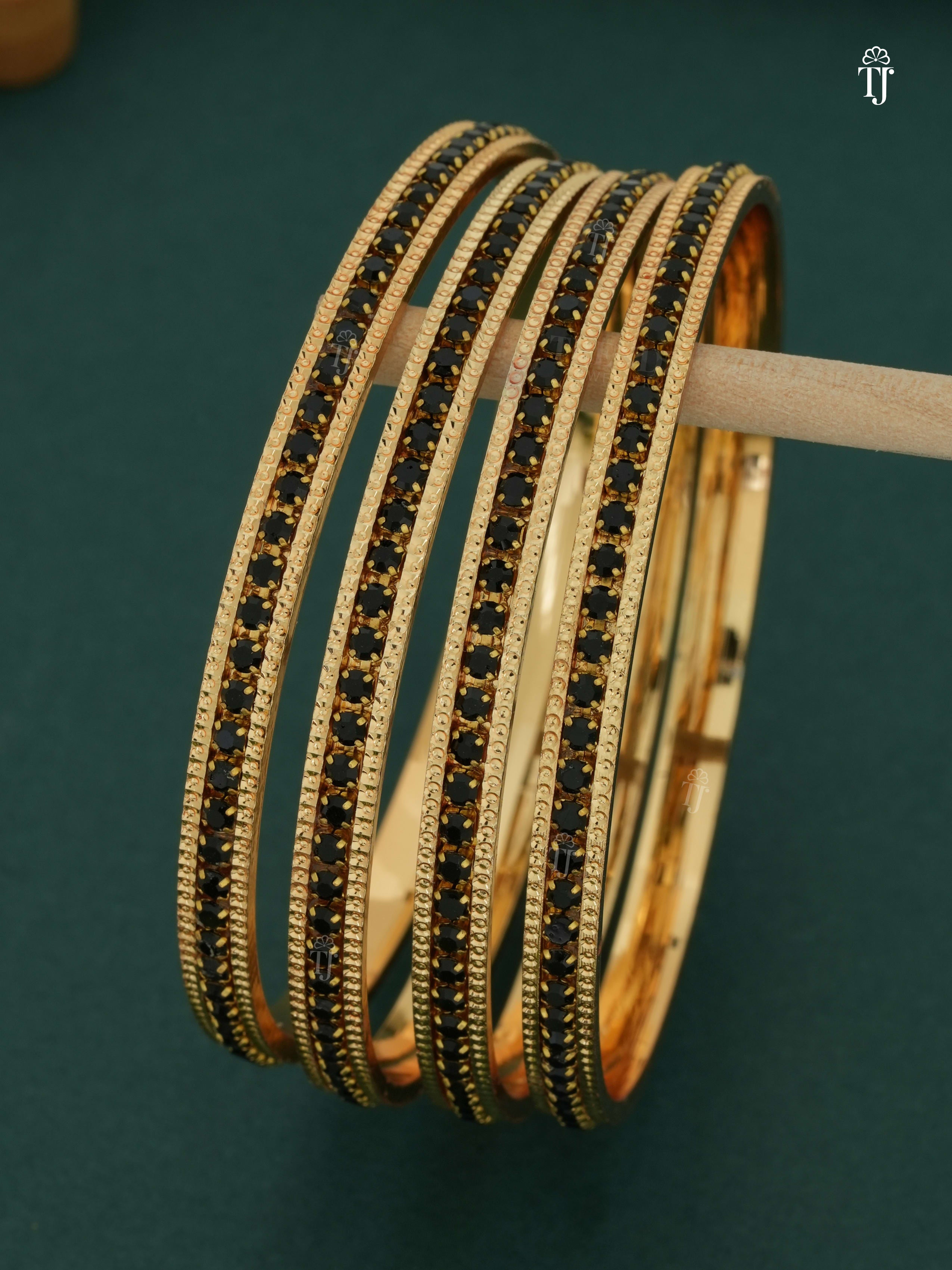 Black Diamond Bangles with Price | Luxury & Timeless Bangle Set For All