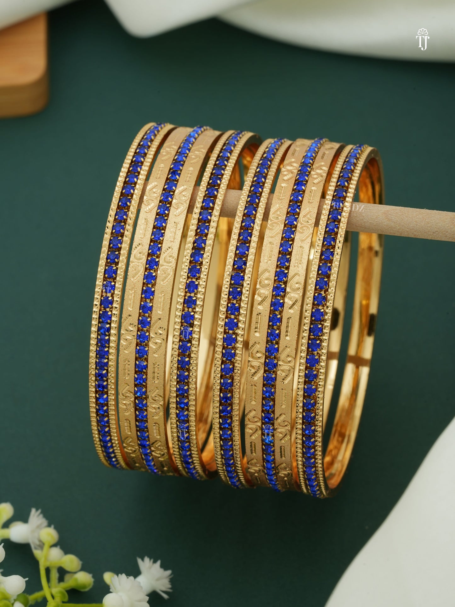 CNC Diamond Bangles | Blue Diamond Floral Design Set for Women