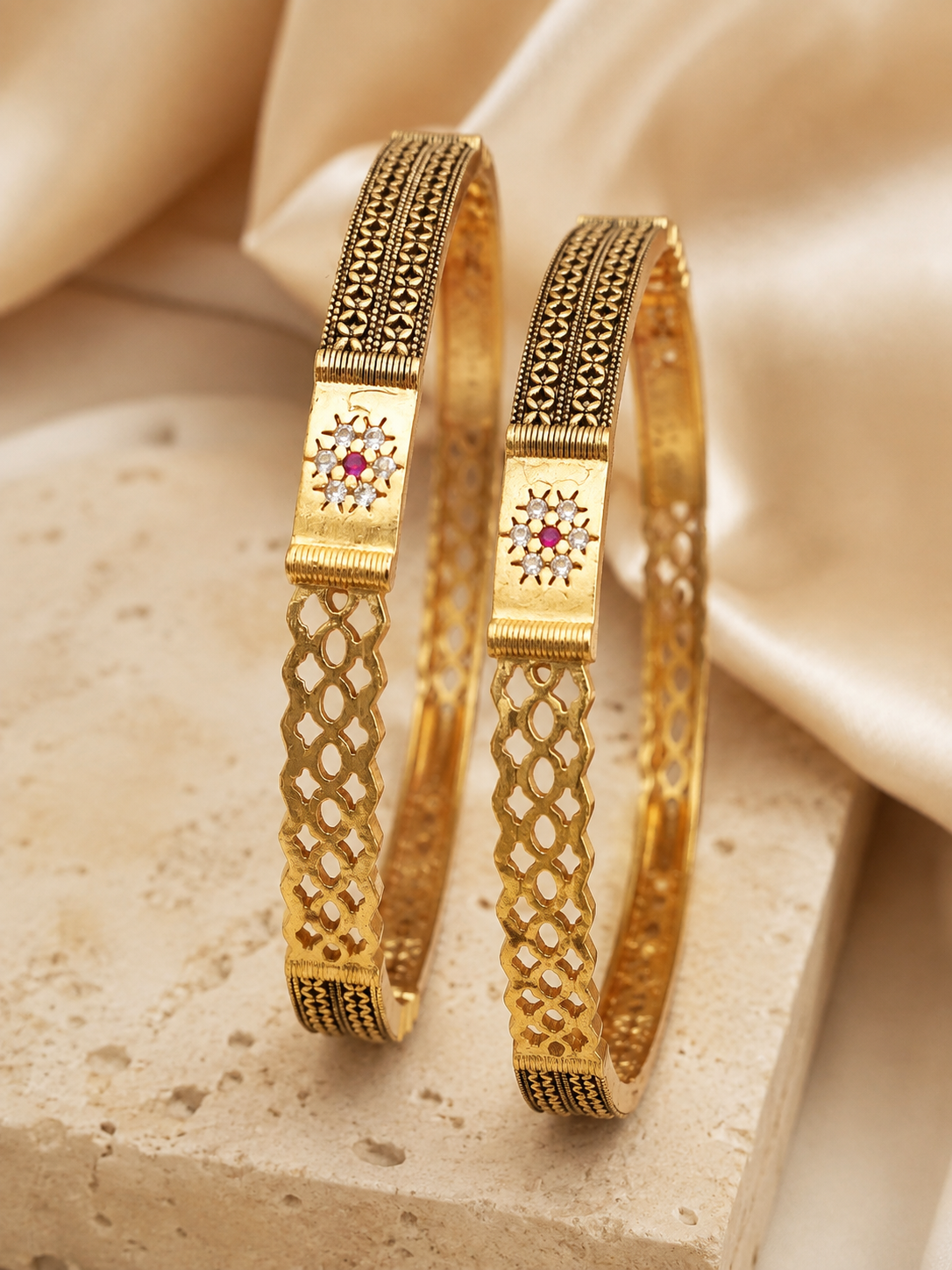 Trending Daily Wear Bangles With Ruby Stones Pack Of 2 Pieces ( 1 Pair )