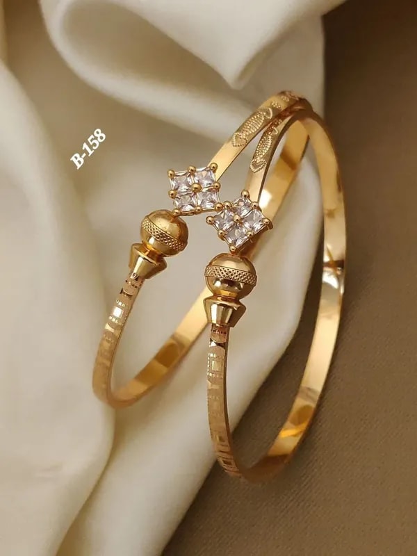 Stylish Adjustable Bracelets For Women & Girls Pack Of 4 Piece ( 2 Pair)