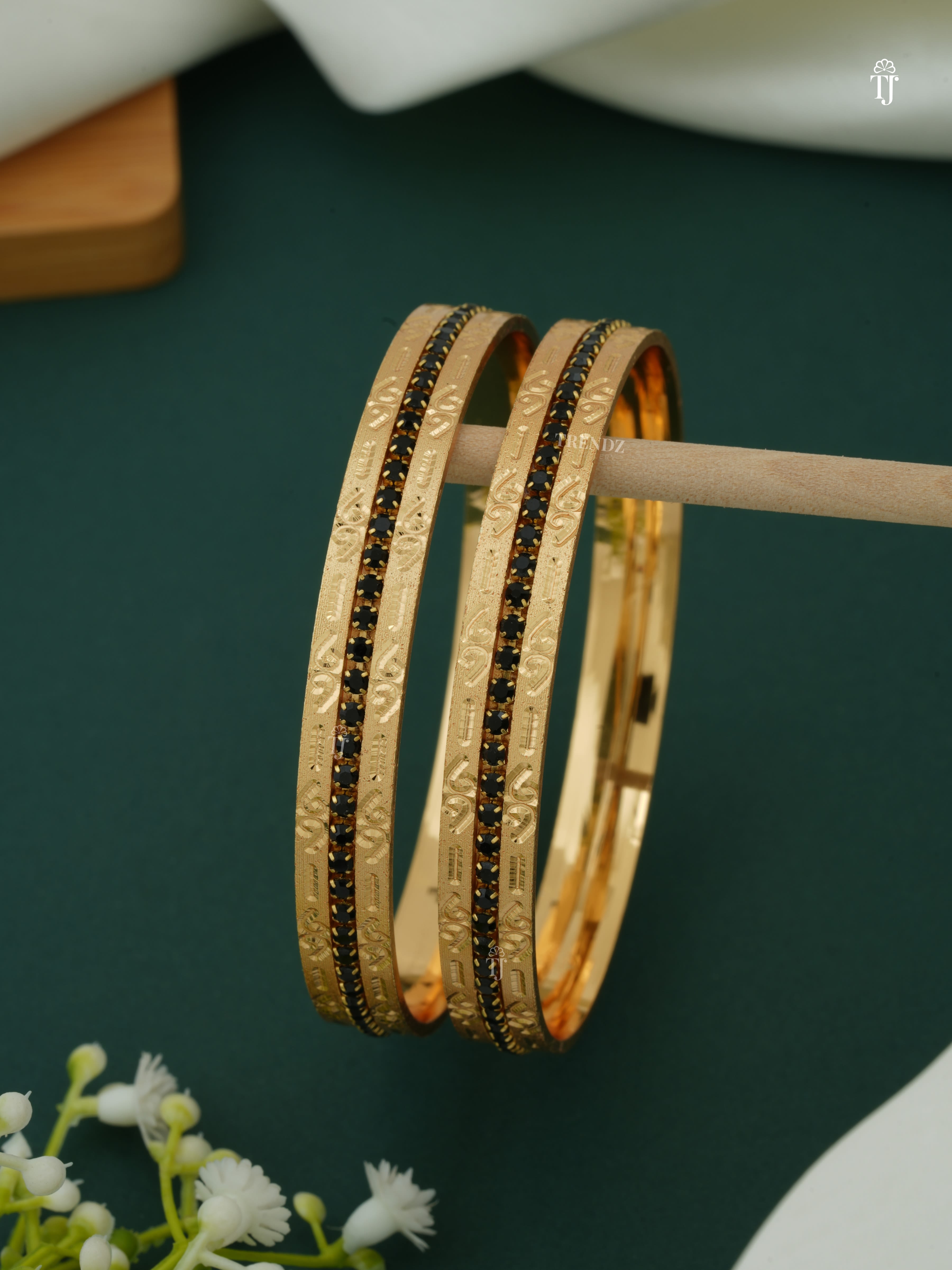 Festive Wear Bangle Set CNC | Black Frantic Design for Women