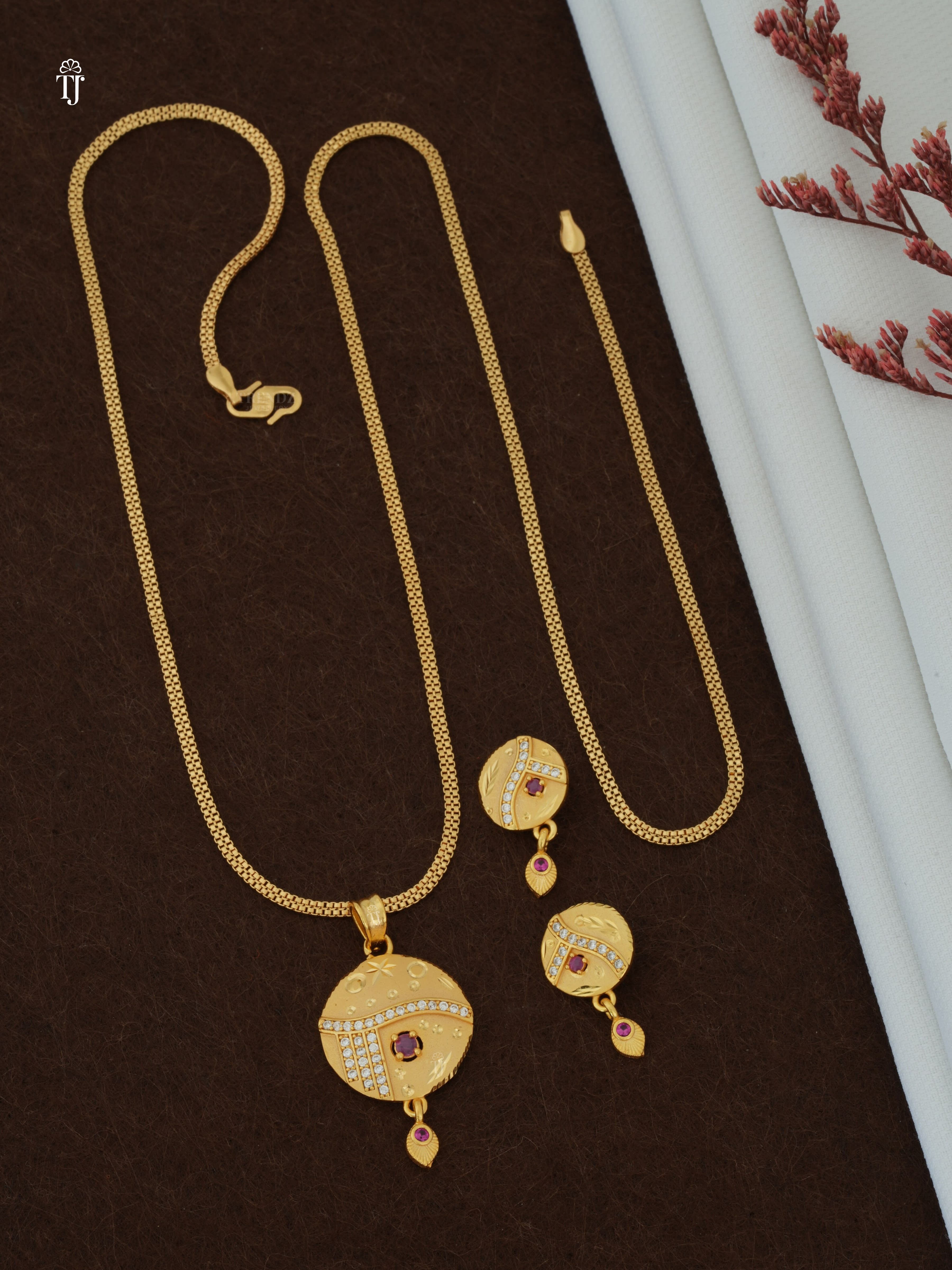 Pendant Set Gold New Design | Classy Gold-Plated Pendant & Earrings (1 Set)