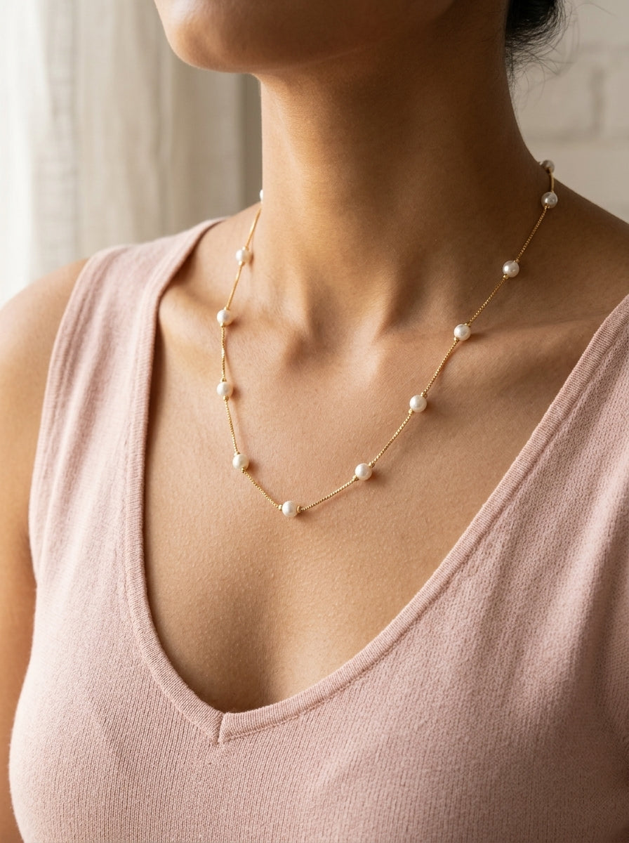 Luxury Gold Pearl Strand Necklace – Elegant Gift for Her
