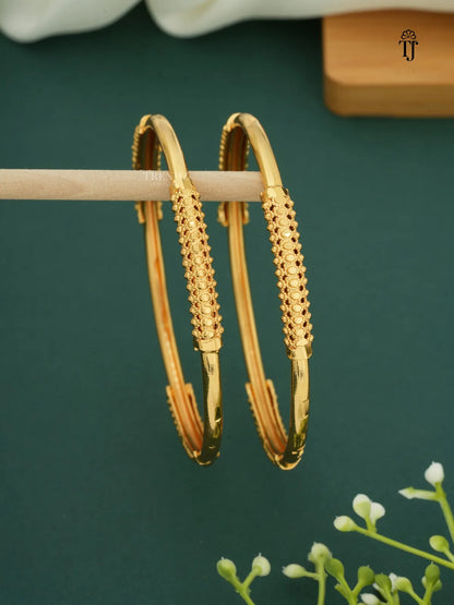 Women’s Gold Plated Designer Bangles – Pack of 2 (1 Pair)