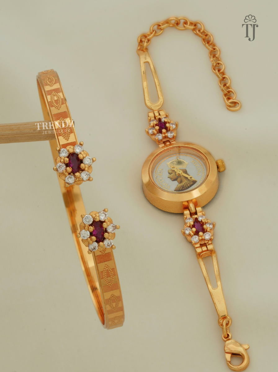 Adjustable kada watch set showing openable kada, watch strap, hook lock and extra chain