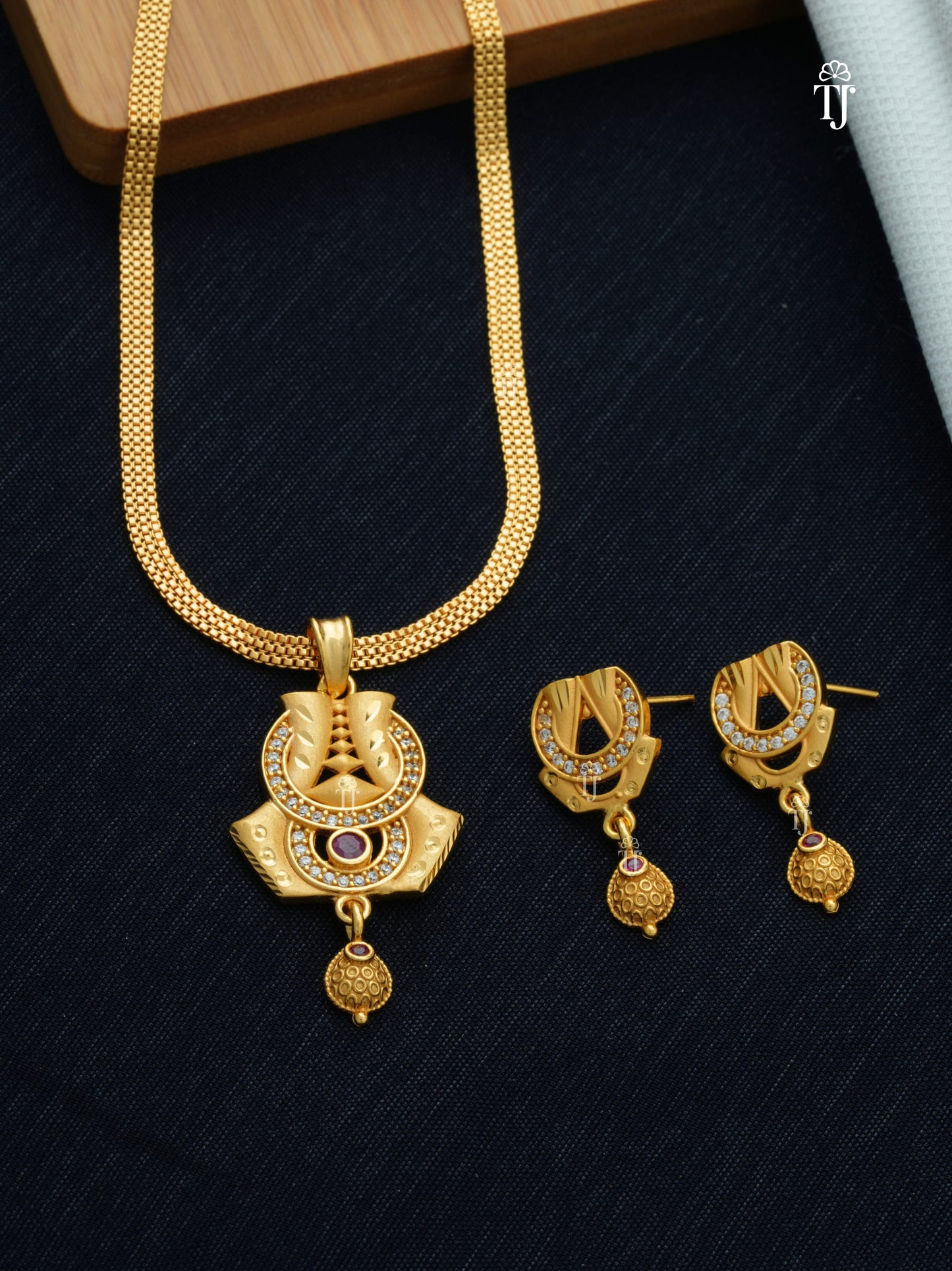 1gm Gold Plated Pendant Set for Women | Radiant Pendant and Earrings Set