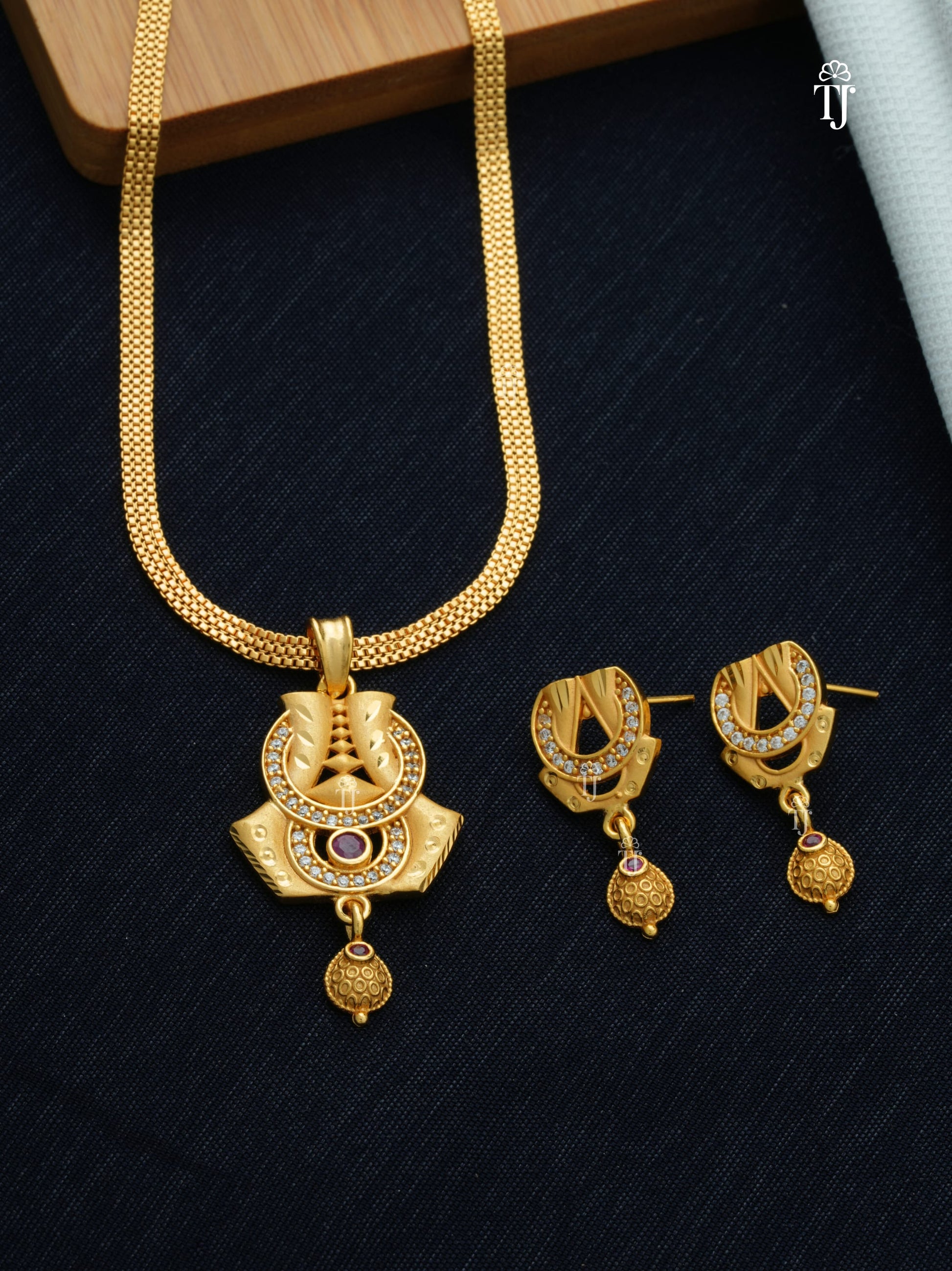 1gm Gold Plated Pendant Set for Women | Radiant Pendant and Earrings Set