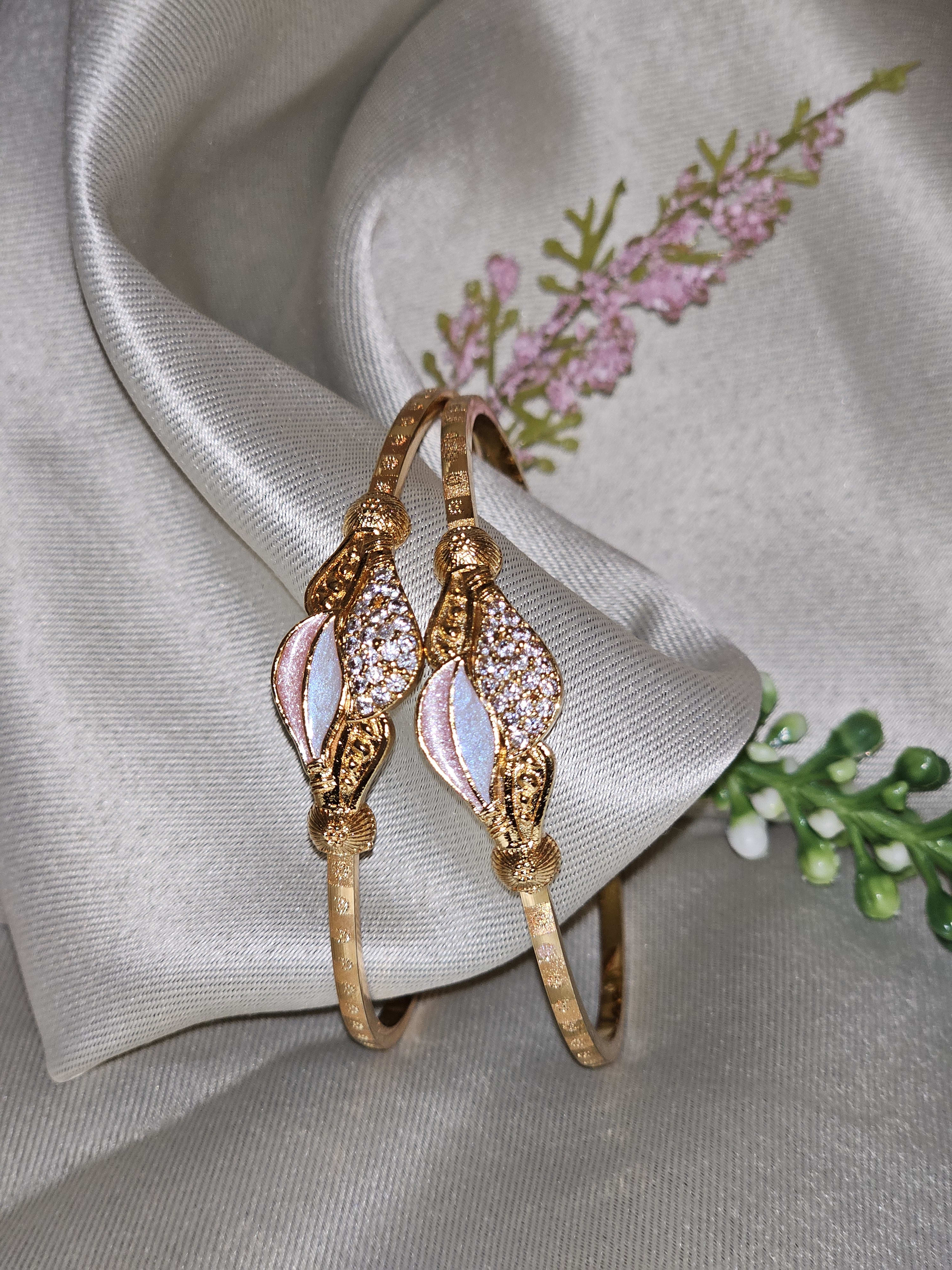 Stylish Adjustable Bracelets For Women & Girls Pack Of 2 Piece (1 Pair)