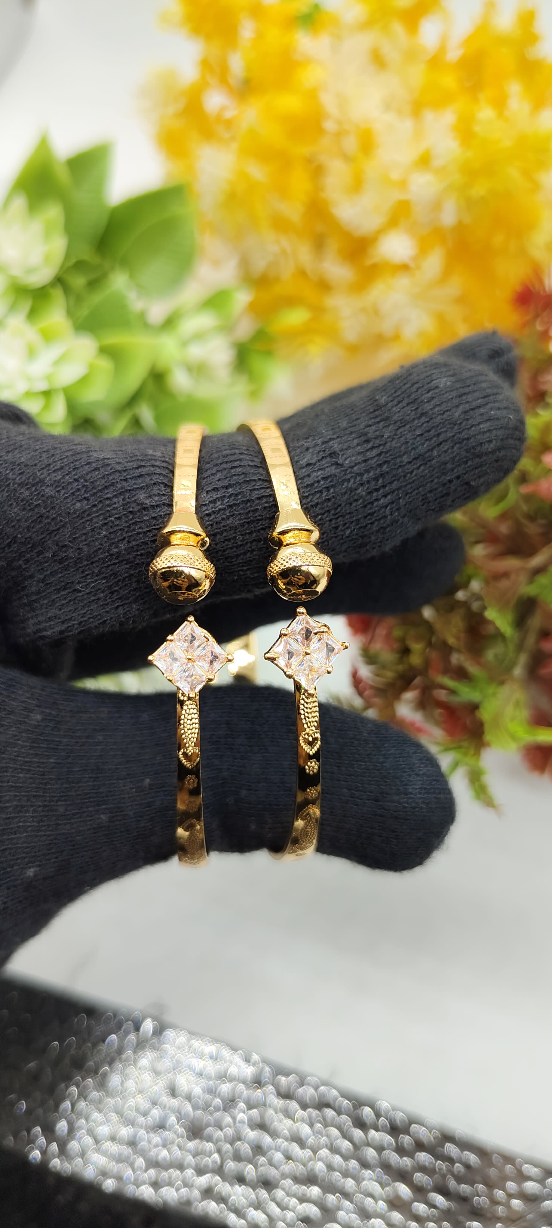 Stylish Adjustable Bracelets For Women & Girls Pack Of 2 Piece (1 Pair)