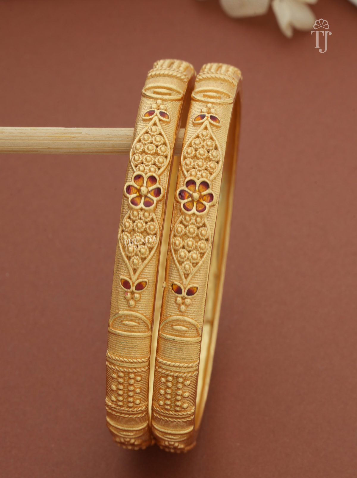 Antique Finish Maroon Flower Bangles for Women (1 Pair)