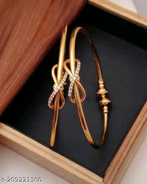 Stylish Daily Wear Adjustable Bracelets For Women & Girls Pack Of 4 Piece ( 2 Pair)